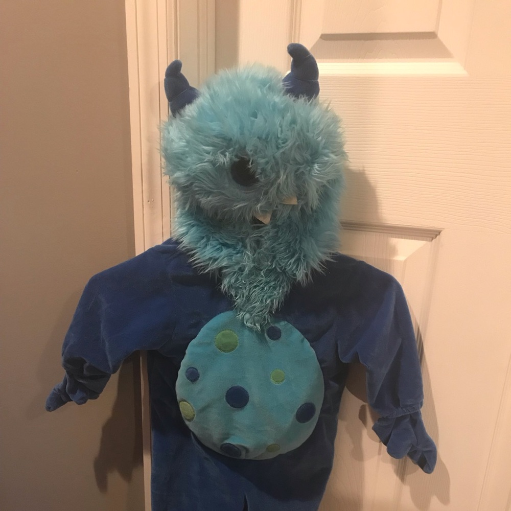 One eyed monster Halloween costume
